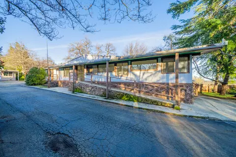 19366 Flintstone Rd, Redding, CA 96003 photo 9