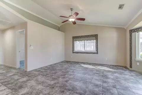 2819 Dawnridge Dr, Redding, CA 96001 photo 5