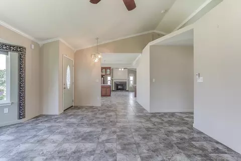 2819 Dawnridge Dr, Redding, CA 96001 photo 8