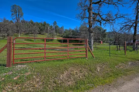 14329 Moss Dr, Redding, CA 96003 photo 56