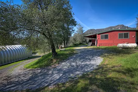 14329 Moss Dr, Redding, CA 96003 photo 2