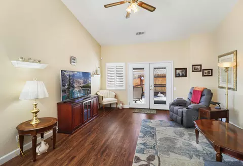 Living - 152 Yolla Bolly Trl, Redding, CA 96003 photo 2 of 4