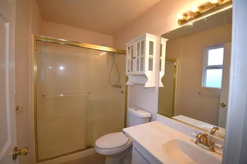 Bath - 37466 Oak View St, Burney, CA 96013 photo 1 of 4