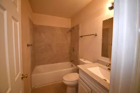 Bath - 37466 Oak View St, Burney, CA 96013 photo 3 of 4