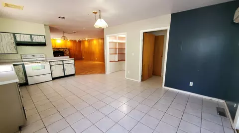 Kitchen - 19264 Live Oak Rd, Red Bluff, CA 96080 photo 2 of 2