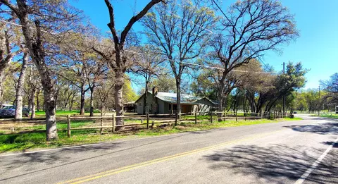 19264 Live Oak Rd, Red Bluff, CA 96080