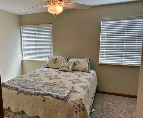 Bedroom - 4243 Frances Dr, Redding, CA 96001 photo 3 of 5