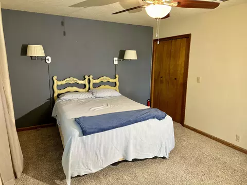 Bedroom - 4243 Frances Dr, Redding, CA 96001 photo 5 of 5