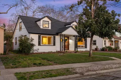 Exterior - 2095 Canal Dr, Redding, CA 96001 photo 3 of 7