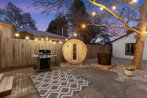 Exterior - 2095 Canal Dr, Redding, CA 96001 photo 4 of 7