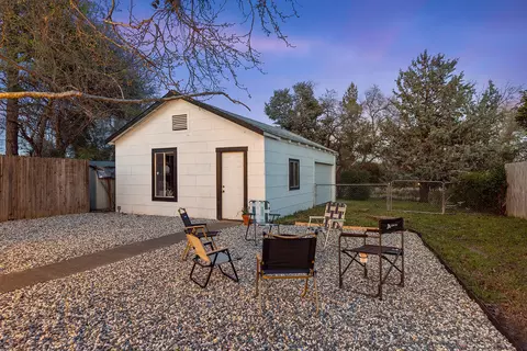 Exterior - 2095 Canal Dr, Redding, CA 96001 photo 7 of 7