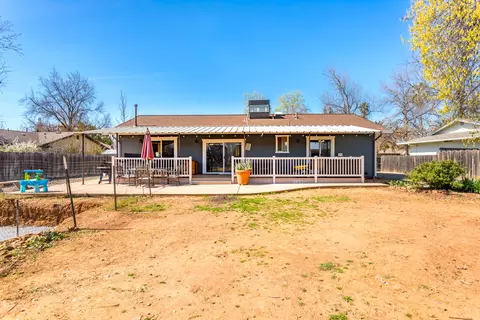 7037 Hermosa Way, Redding, CA 96002 photo 26
