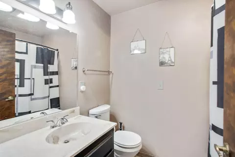 7037 Hermosa Way, Redding, CA 96002 photo 14
