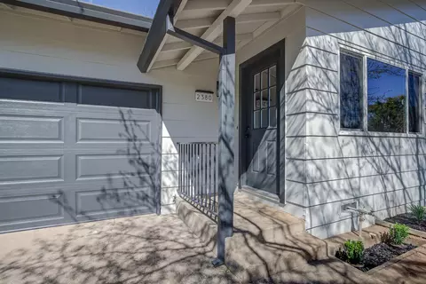 2380 Nebula St, Redding, CA 96002