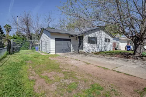 Exterior - 2380 Nebula St, Redding, CA 96002 photo 3 of 7