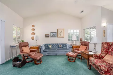 1150 Palacio Dr, Redding, CA 96003 photo 9