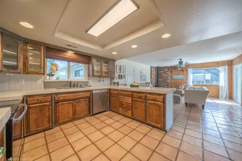 3365 Sherman Way, Redding, CA 96003 photo 29