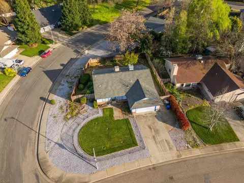 View/Area - 6615 Creekside St, Redding, CA 96001 photo 1 of 3
