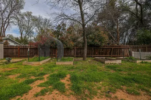 20577 Sunset Ln, Redding, CA 96002 photo 41