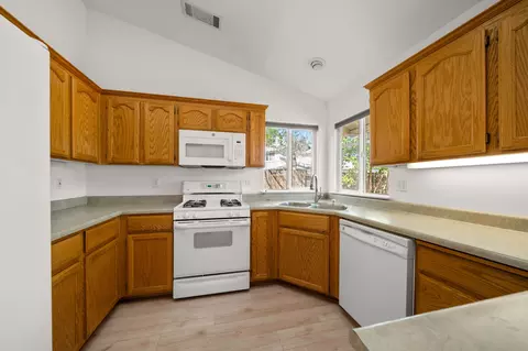 Kitchen - 1398 Hermitage Ct, Redding, CA 96002 photo 1 of 1