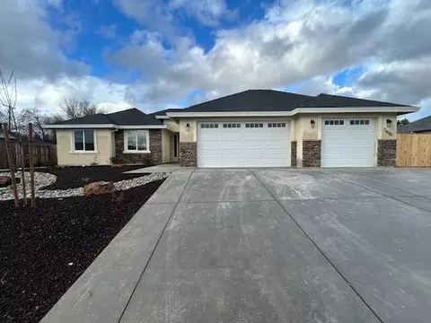 3400 Federer Pkwy, Redding, CA 96002