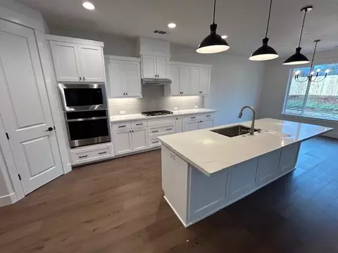 Kitchen - 3502 Federer Pkwy, Redding, CA 96002 photo 1 of 1