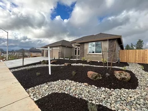 Exterior - 3502 Federer Pkwy, Redding, CA 96002 photo 2 of 3