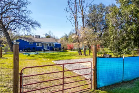 Exterior - 20274 Old Alturas Rd, Redding, CA 96003 photo 7 of 7