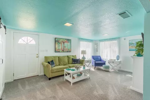 Living - 20274 Old Alturas Rd, Redding, CA 96003 photo 1 of 3