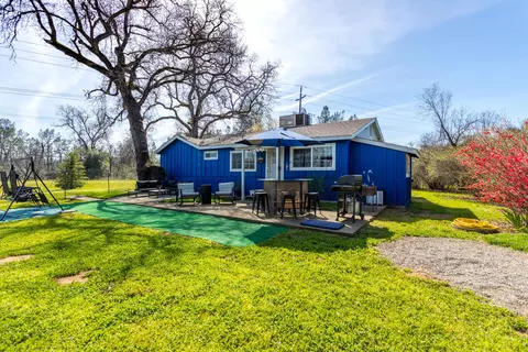 Exterior - 20274 Old Alturas Rd, Redding, CA 96003 photo 4 of 7