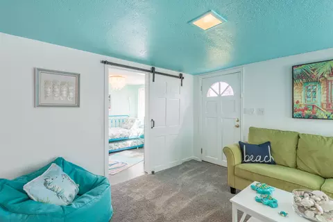 Living - 20274 Old Alturas Rd, Redding, CA 96003 photo 2 of 3