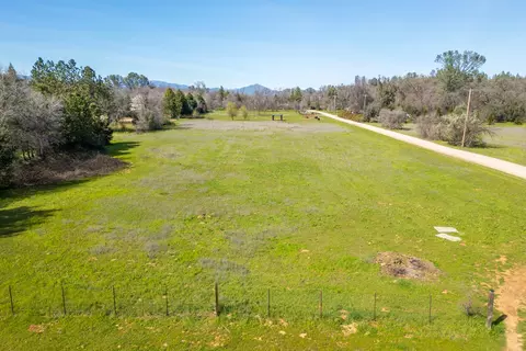 View/Area - 20274 Old Alturas Rd, Redding, CA 96003 photo 2 of 5