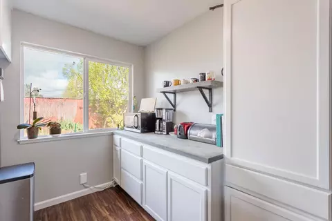 2356 Venus Way, Redding, CA 96002 photo 10