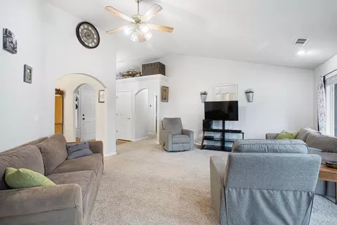 Living - 2007 Hope Ln, Redding, CA 96003 photo 2 of 2
