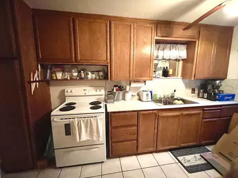 1107 A St, Redding, CA 96002 photo 5