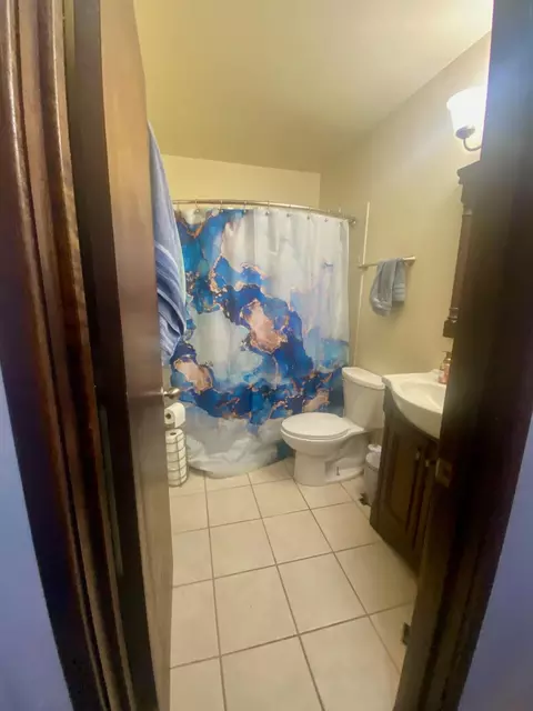 1107 A St, Redding, CA 96002 photo 9