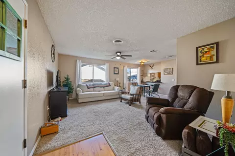Living - 2555 Holly St, Anderson, CA 96007 photo 1 of 5