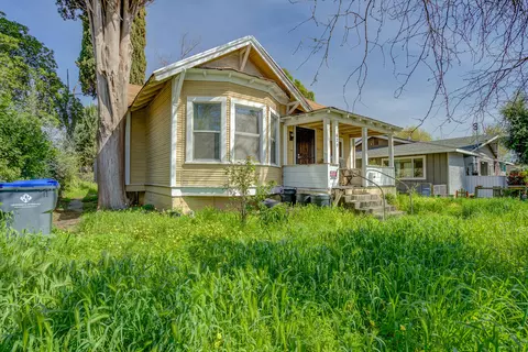 Exterior - 620 Lincoln St, Red Bluff, CA 96080 photo 3 of 10