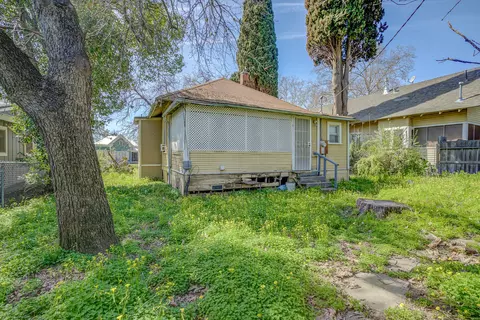 Exterior - 620 Lincoln St, Red Bluff, CA 96080 photo 6 of 10