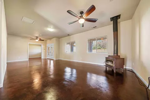 Living - 21622 W Elk Trl, Redding, CA 96003 photo 1 of 2