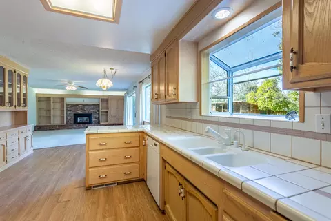 Kitchen - 530 Joaquin Ave, Redding, CA 96002 photo 1 of 1
