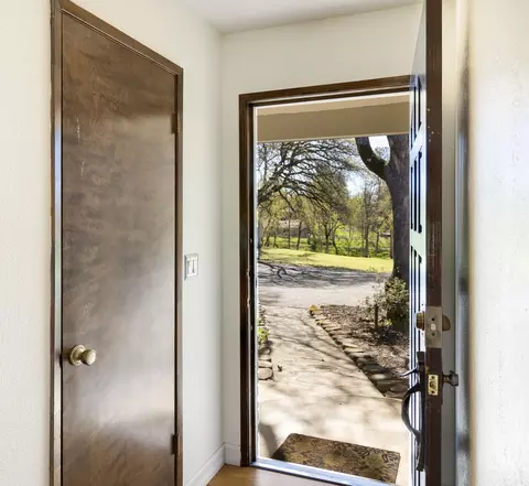 Entry Way - 8476 Rocklin Way, Redding, CA 96001 photo 1 of 1