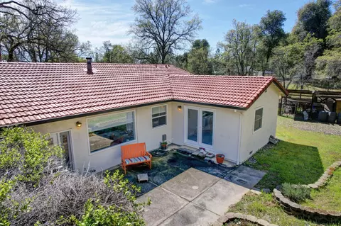 Exterior - 8476 Rocklin Way, Redding, CA 96001 photo 13 of 17