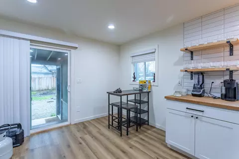 1562 Lake Blvd, Redding, CA 96003 photo 8