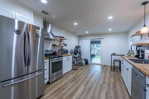 1562 Lake Blvd, Redding, CA 96003 photo 6