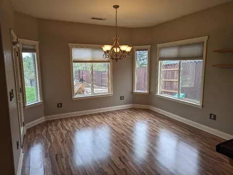 Dining - 2829 Aspen Glow Ln, Redding, CA 96001 photo 1 of 1