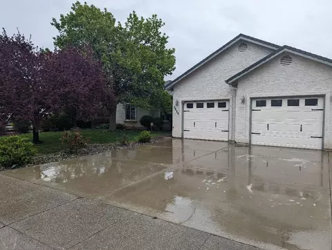 2829 Aspen Glow Ln, Redding, CA 96001