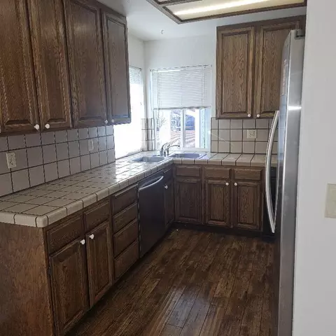 Kitchen - 426 Ridgecrest Trl #224, Redding, CA 96003 photo 1 of 2