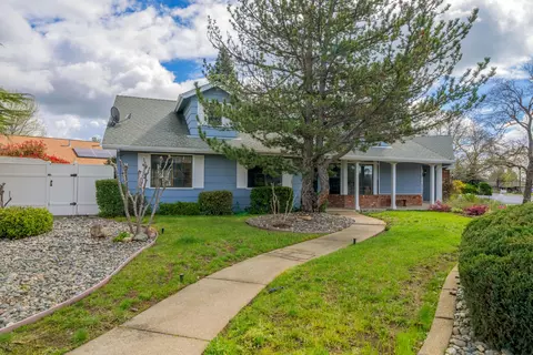 Exterior - 819 Cardiff Ct, Redding, CA 96003 photo 3 of 25