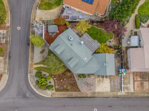 Floorplan - 819 Cardiff Ct, Redding, CA 96003 photo 1 of 1